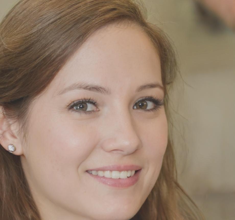 Portraitbild von Sarah Weber